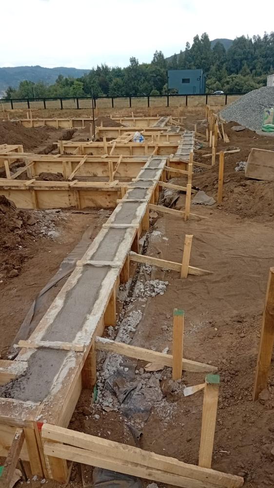 Cimientos con moldaje de madera
